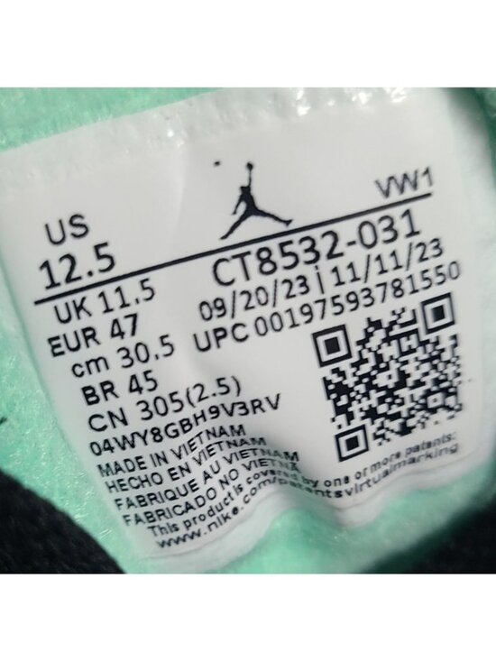 NEW Nike Air Jordan 3 Retro Shoes CT8532-031 Size 12.5 Black Green Glow main image 6